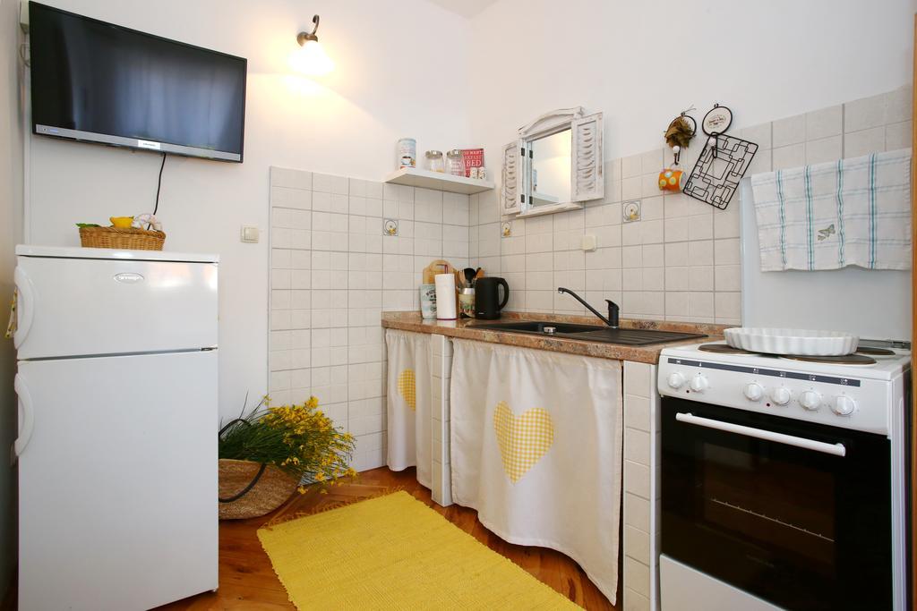Rooms & Apartments Soline Nuove Biograd Na Moru Luaran gambar