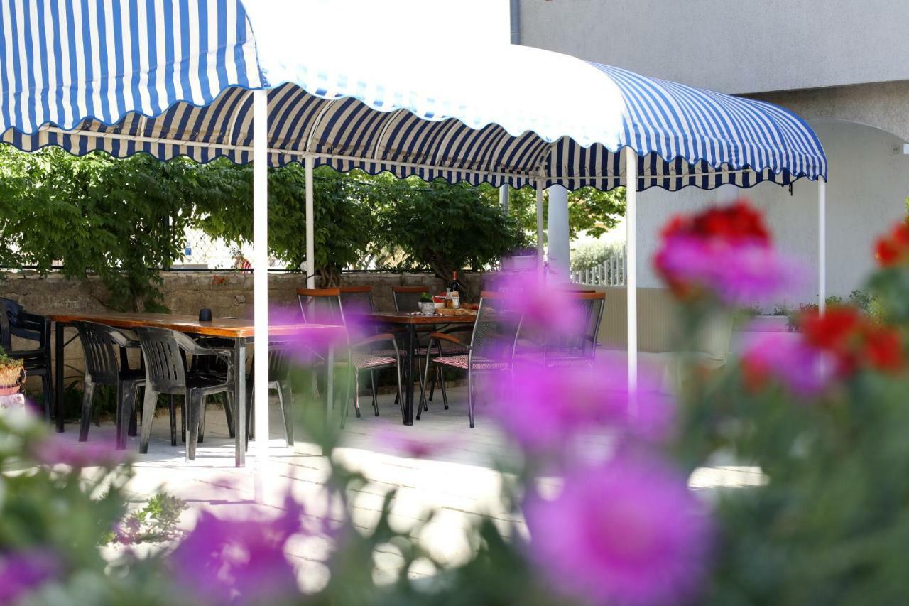 Rooms & Apartments Soline Nuove Biograd Na Moru Luaran gambar